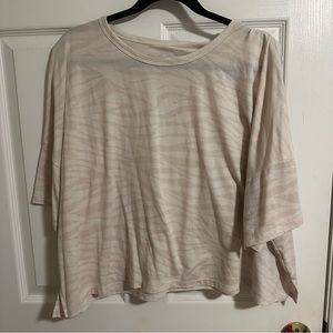 XXL old navy cropped tee